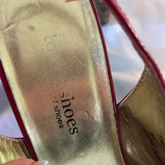 Towne Shoes Size 8 Platform Sandals - Picture 5 of 9